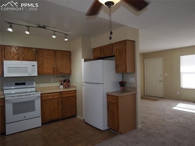 6870 Chippewa Road, Colorado Springs, CO 80915