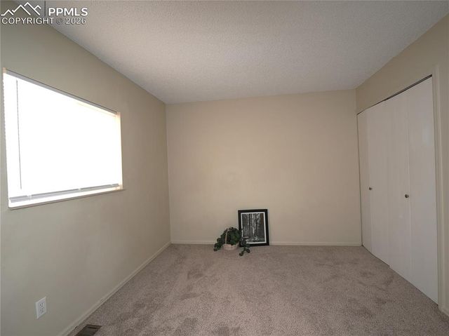 6870 Chippewa Road, Colorado Springs, CO 80915