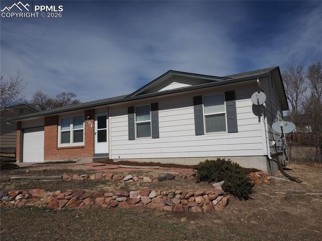6870 Chippewa Road, Colorado Springs, CO 80915