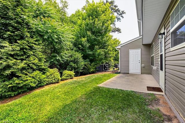 3837 Copperfield Court, High Point, NC 27265