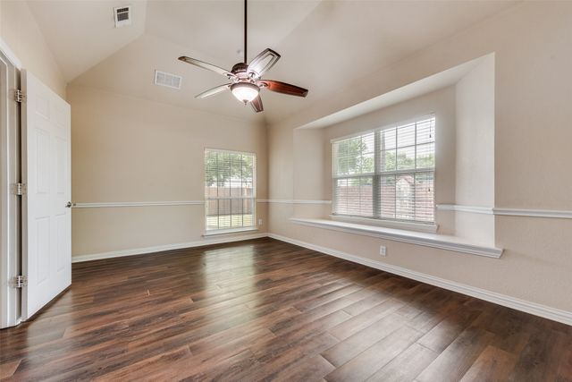 1404 Ashby Drive, Lewisville, TX 75067