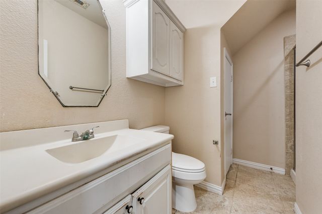 1404 Ashby Drive, Lewisville, TX 75067