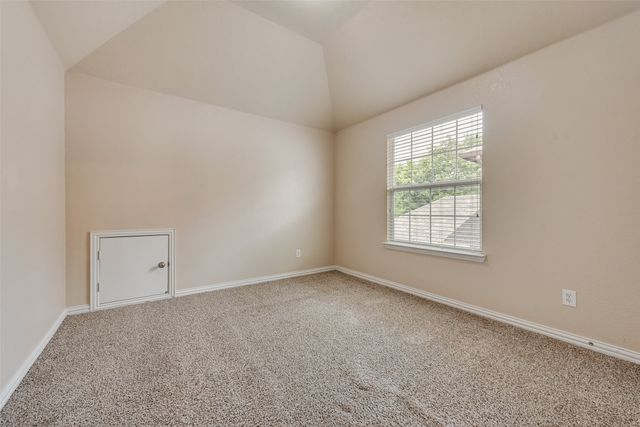 1404 Ashby Drive, Lewisville, TX 75067