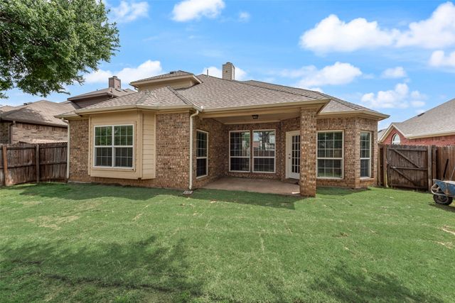 1404 Ashby Drive, Lewisville, TX 75067
