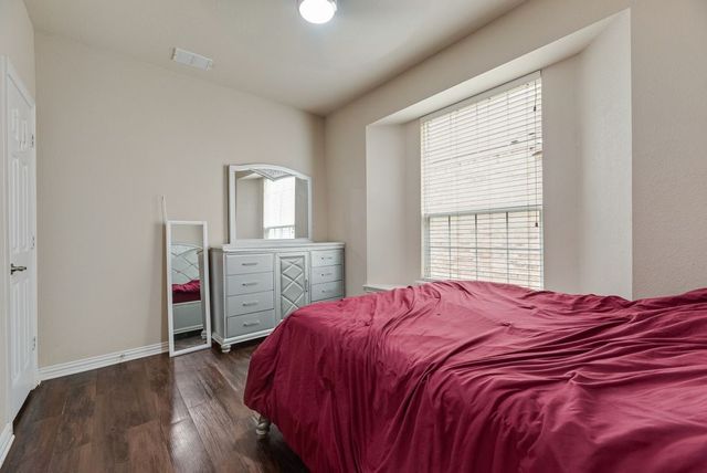 1404 Ashby Drive, Lewisville, TX 75067