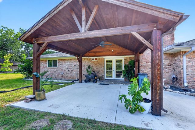 1438 Vicki Lane, Cedar Hill, TX 75104
