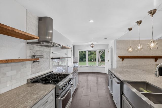 1438 Vicki Lane, Cedar Hill, TX 75104
