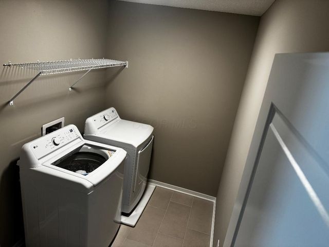 5515 Fawnsbury Court, Powell, OH 43065