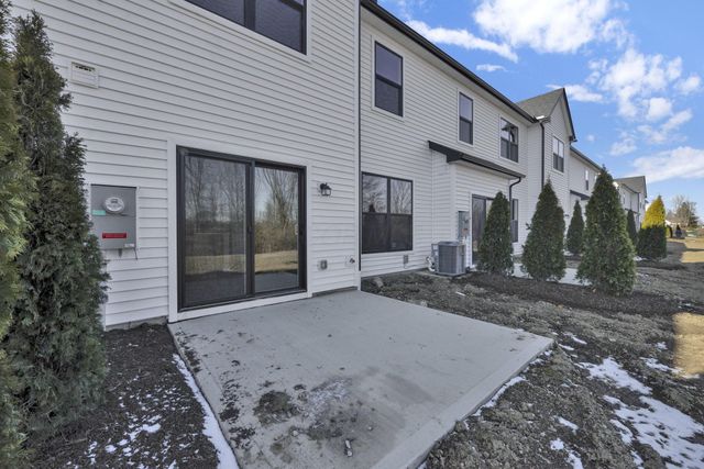 5515 Fawnsbury Court, Powell, OH 43065