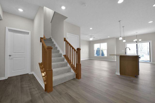 5515 Fawnsbury Court, Powell, OH 43065