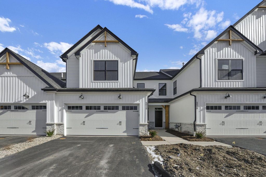 5515 Fawnsbury Court, Powell, OH 43065