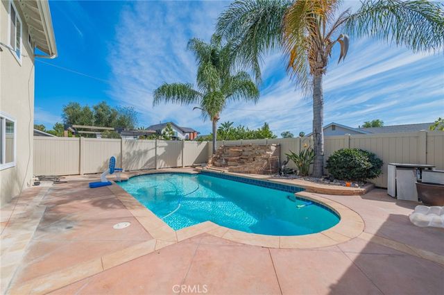 24462 Redlen, Lake Forest, CA 92630