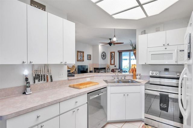 1914 NORTHFORK CIRCLE, Clearwater, FL 33760
