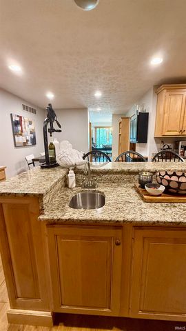 4105 S Hedgewood Drive, Bloomington, IN 47403