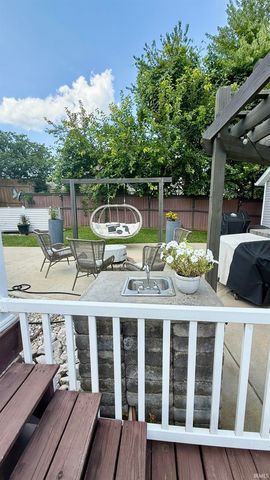 4105 S Hedgewood Drive, Bloomington, IN 47403