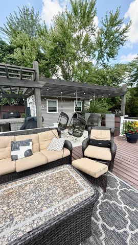 4105 S Hedgewood Drive, Bloomington, IN 47403