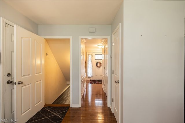 18717 Walnut Drive, Strongsville, OH 44149
