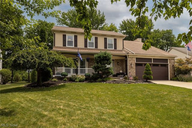 18717 Walnut Drive, Strongsville, OH 44149