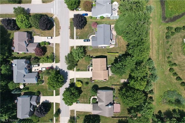 18717 Walnut Drive, Strongsville, OH 44149