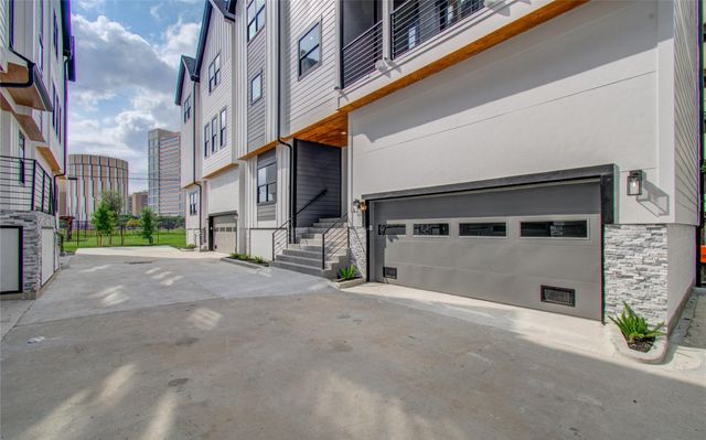 7016 Staffordshire Boulevard C, Houston, TX 77030