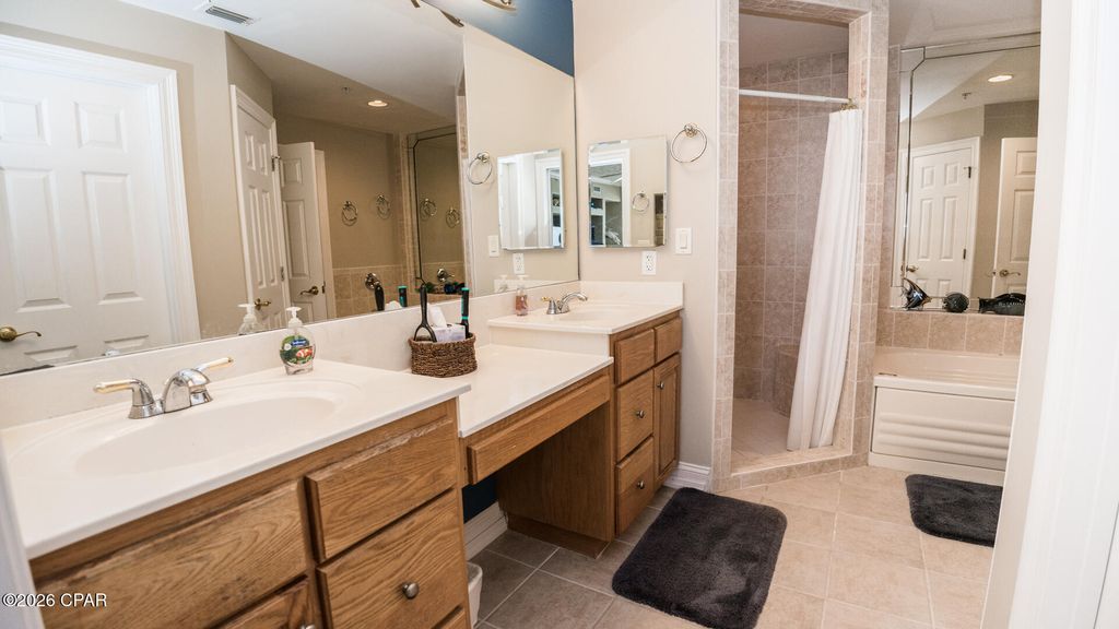 Image 19 of property listing at 7115 Thomas Drive 502, Panama City Beach, FL 32408