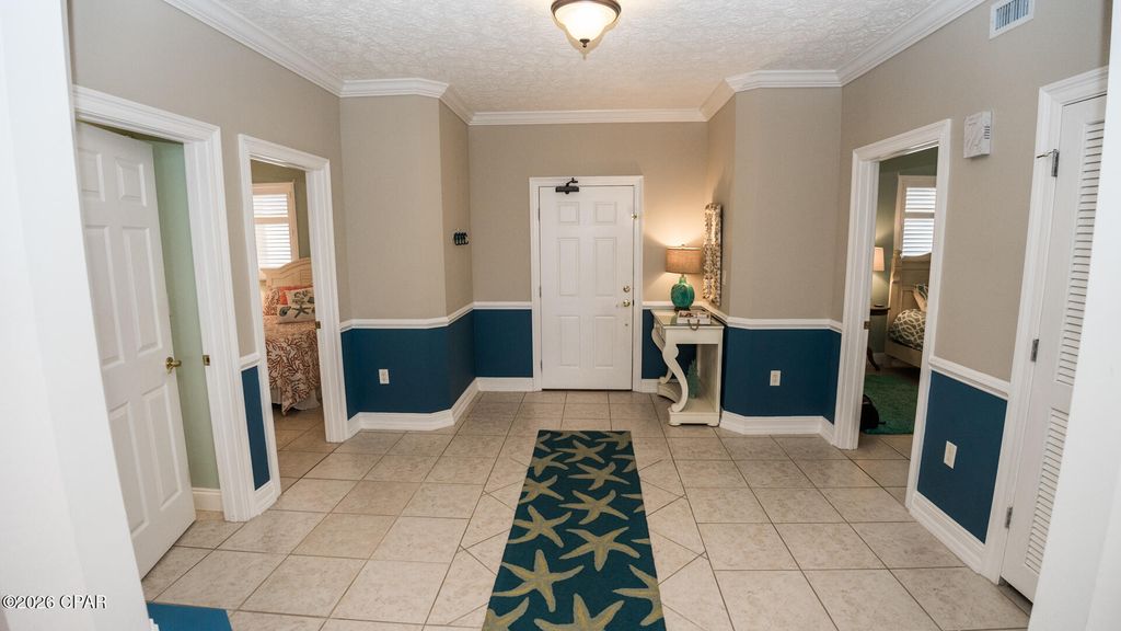 Image 32 of property listing at 7115 Thomas Drive 502, Panama City Beach, FL 32408