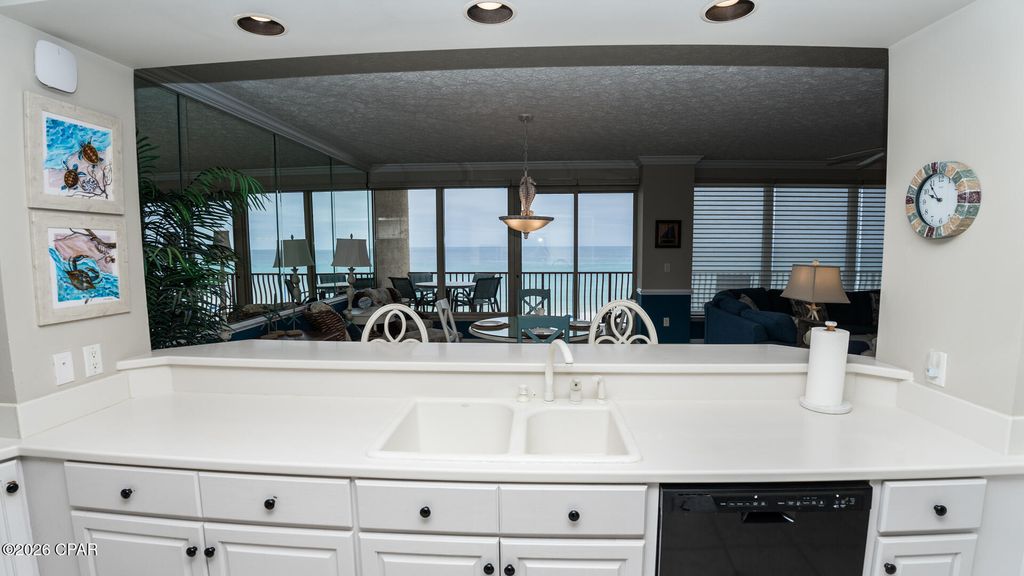 Image 36 of property listing at 7115 Thomas Drive 502, Panama City Beach, FL 32408