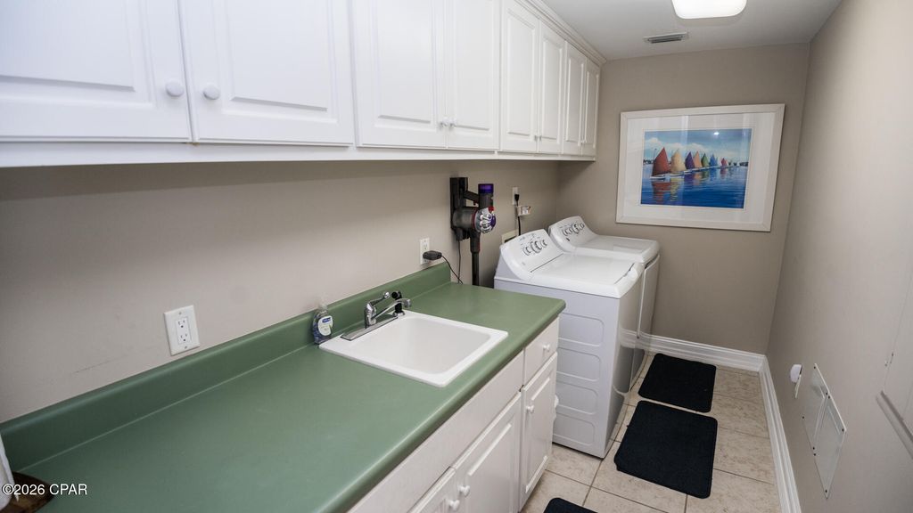 Image 37 of property listing at 7115 Thomas Drive 502, Panama City Beach, FL 32408