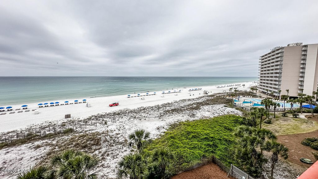 Image 6 of property listing at 7115 Thomas Drive 502, Panama City Beach, FL 32408
