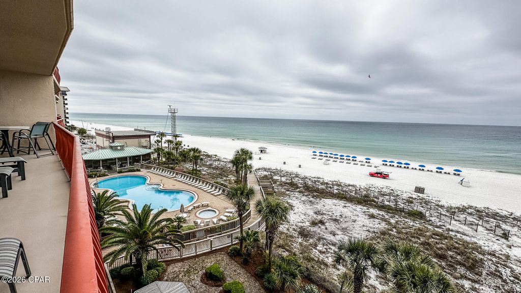 Image 7 of property listing at 7115 Thomas Drive 502, Panama City Beach, FL 32408