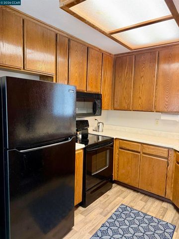 801 Dover, Hercules, CA 94547