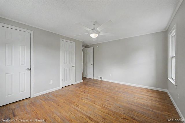 9263 Rosemont St Avenue, Detroit, MI 48228