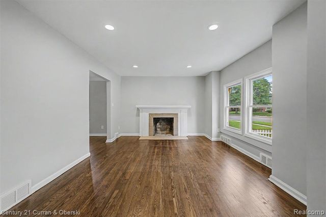 9263 Rosemont St Avenue, Detroit, MI 48228