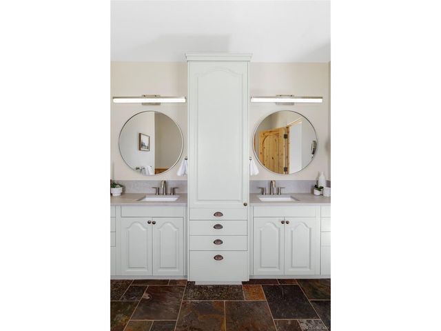 2340 S Cook St, Denver, CO 80210