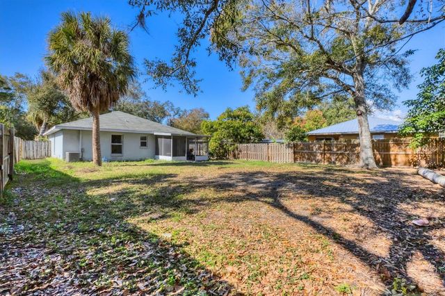 3600 CENTRAL AVENUE, Sarasota, FL 34234