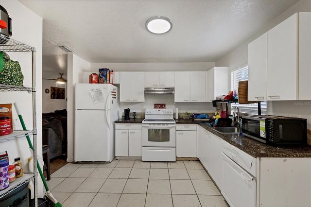 3600 CENTRAL AVENUE, Sarasota, FL 34234