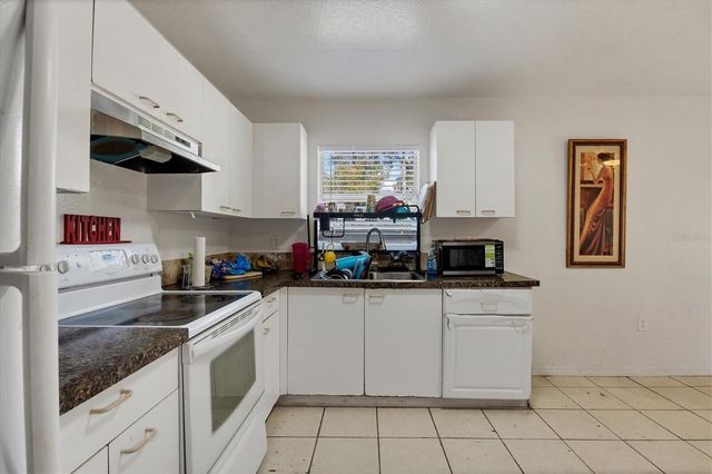 3600 CENTRAL AVENUE, Sarasota, FL 34234