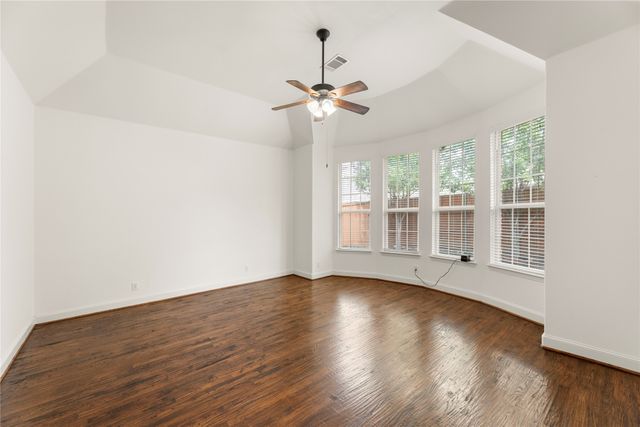 726 Sleepy Creek Drive, Frisco, TX 75036