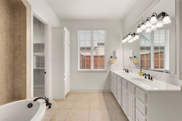 726 Sleepy Creek Drive, Frisco, TX 75036