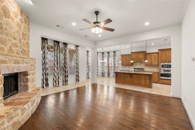 726 Sleepy Creek Drive, Frisco, TX 75036