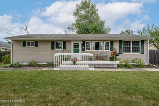 121 Orangewood Drive, Brick, NJ 08723