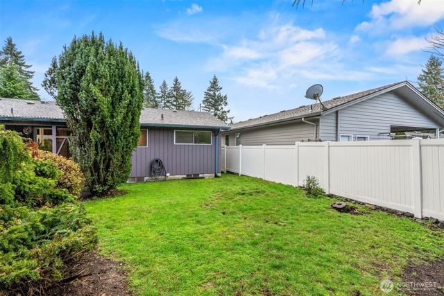 1241 Spruce Street, Longview, WA 98632