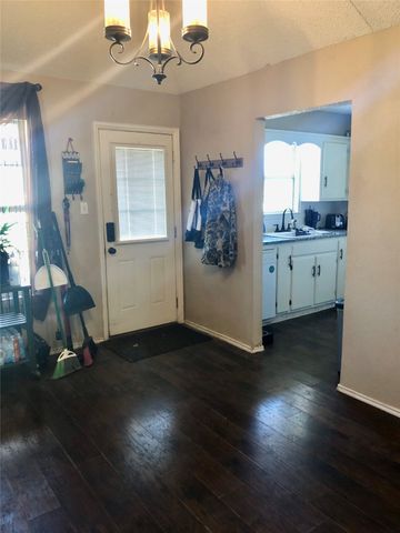 8022 County Road 450, Merkel, TX 79536