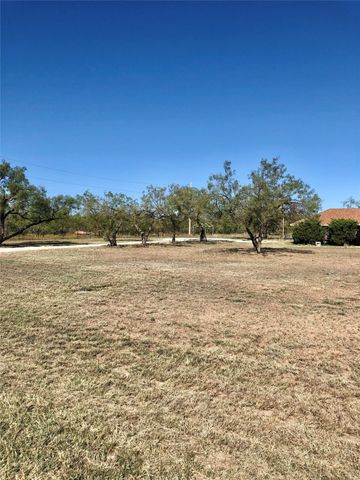 8022 County Road 450, Merkel, TX 79536