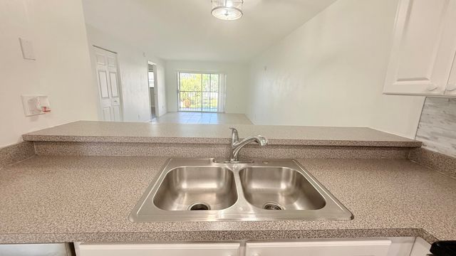 905 Southridge Road 202c, Delray Beach, FL 33444