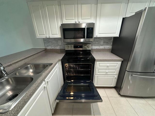 905 Southridge Road 202c, Delray Beach, FL 33444