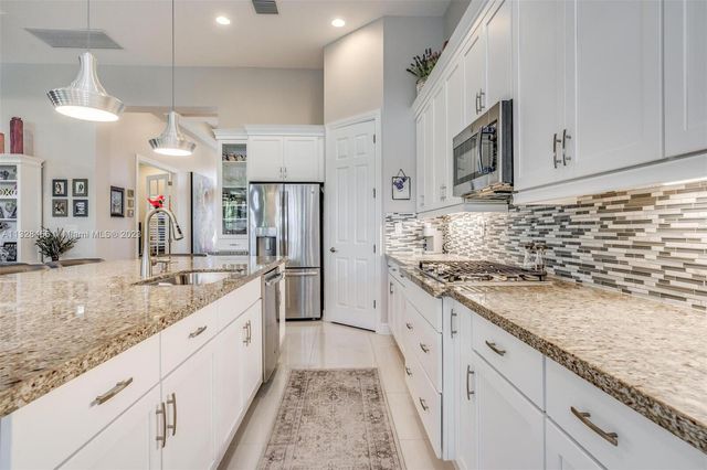 11825 Kalmar Circle N, Parkland, FL 33076