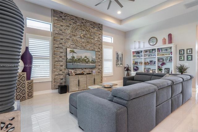 11825 Kalmar Circle N, Parkland, FL 33076