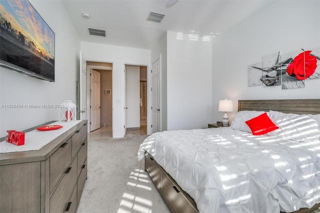 11825 Kalmar Circle N, Parkland, FL 33076