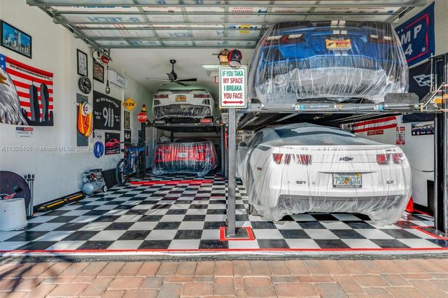 11825 Kalmar Circle N, Parkland, FL 33076